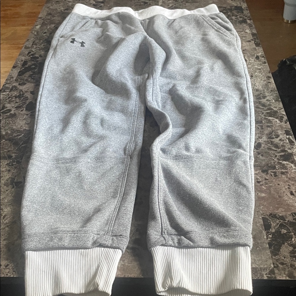 Under Armour Women's Light Gray Joggers